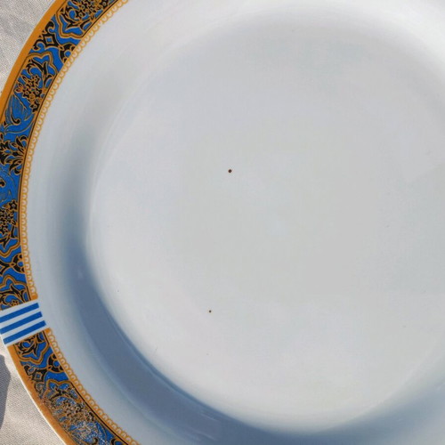 Porcelain plates set of 7 pieces like new