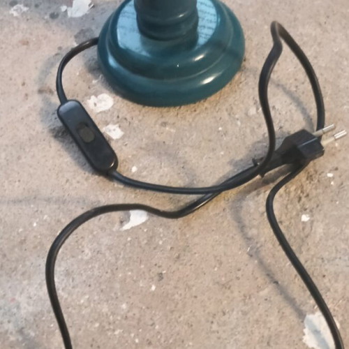 Desk lamp like new, beautiful design