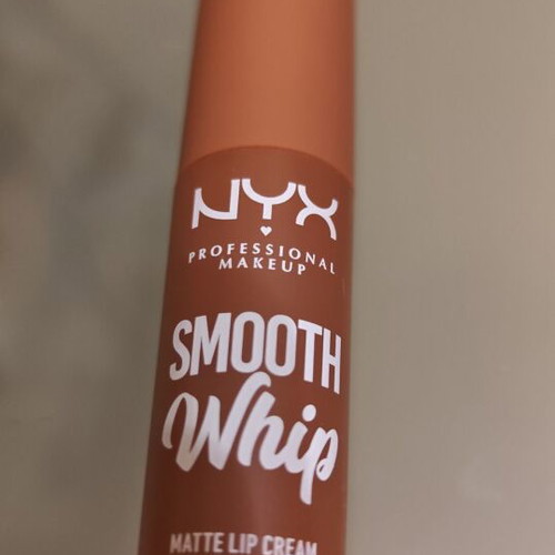 Nux Smooth Whip matte lipstick 4ml beige new