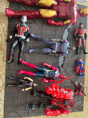 Φιγούρες super heroes από Marvel μεταχειρισμένες
