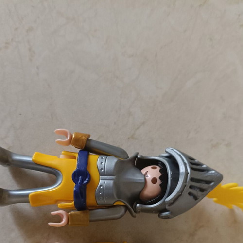 Playmobil knights figures used, set of 6