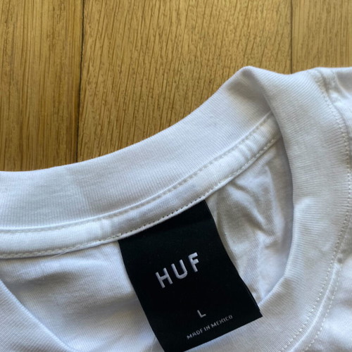 Huf t-shirt new, size large, white and blue