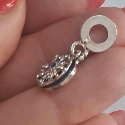 Charm for bracelets dangle with blue background, like new