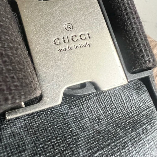 Gucci GG Supreme Monogram Textured Calfskin Retro Interlocking G Belt Bag black