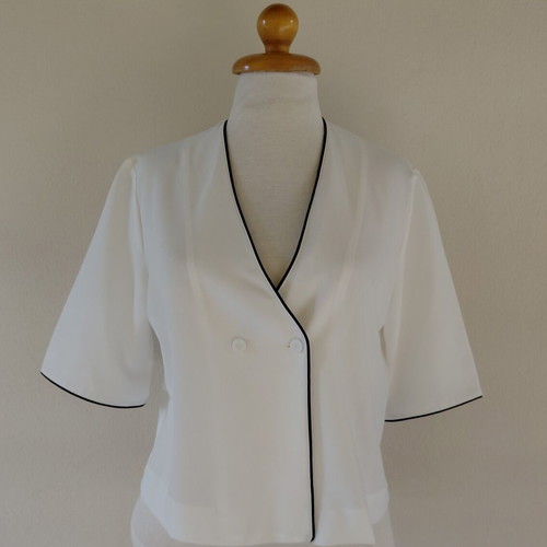 MNG Basics white shirt, size M