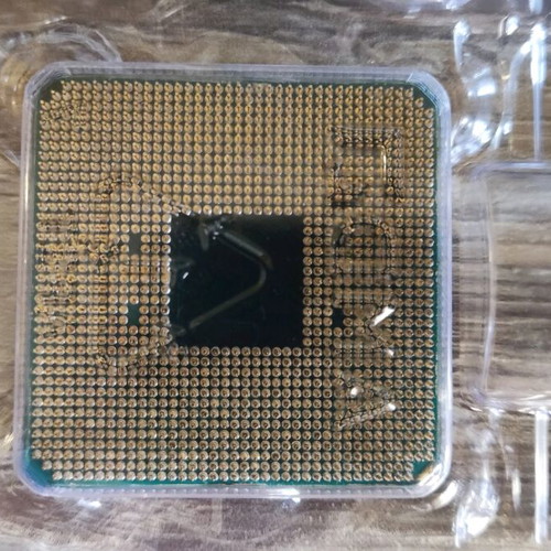 AMD Ryzen 3 2200G processor used with cooler