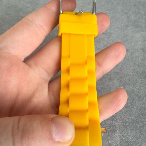 Swiston SW-9004M yellow quartz watch like new unisex