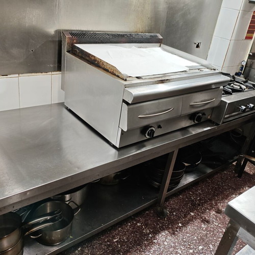 Professional catering equipment like new