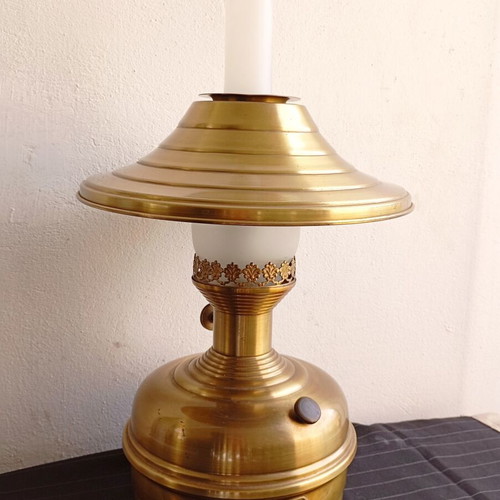 Handmade brass lamp new, 55cm height with removable shade