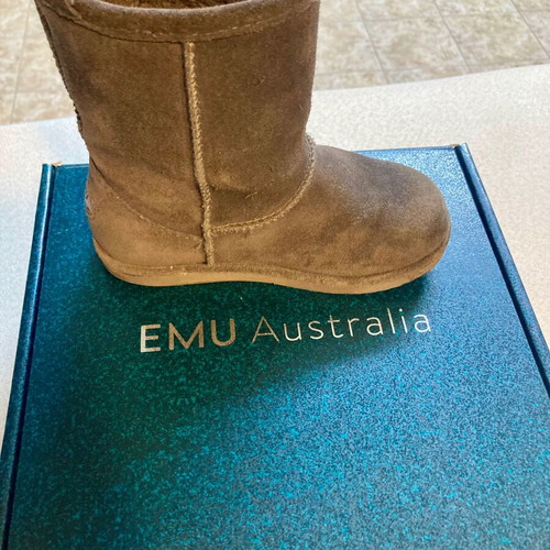 Emu Australia kids boots waterproof, leather, like new, grey