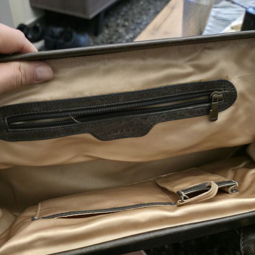 Vintage Luana Italy Leather Bag like new, doctor bowler style