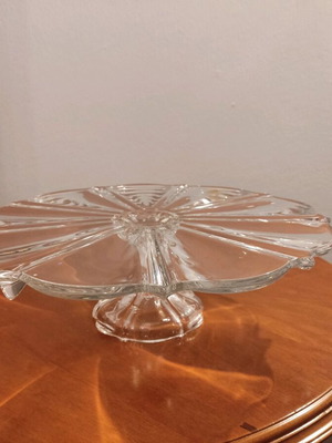 Lead crystal cake stand like new, German made
