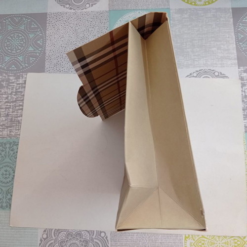 Burberry packaging paper bags envelope used