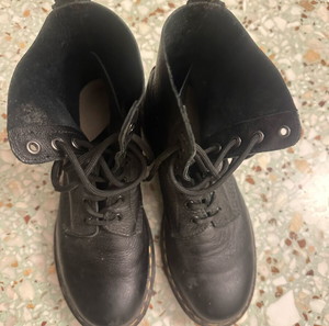 Δερματινα μποτάκια Dr Martens