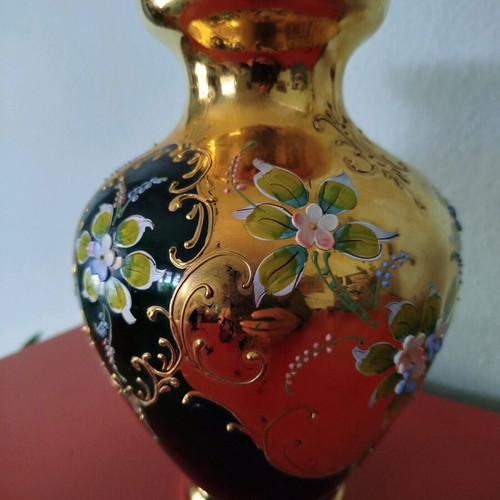 Murano vase emerald green with 24k gold leaf overlay like new