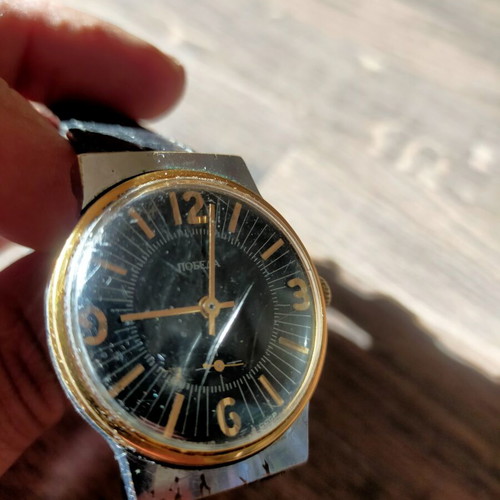 Mechanical wristwatch