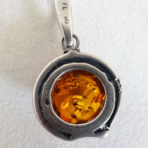 Vintage silver 925 pendant with pressed amber used