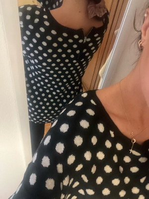 Knitted polka dot with zipper