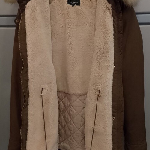 Zara women's khaki parka jacket like new with fur lining medium