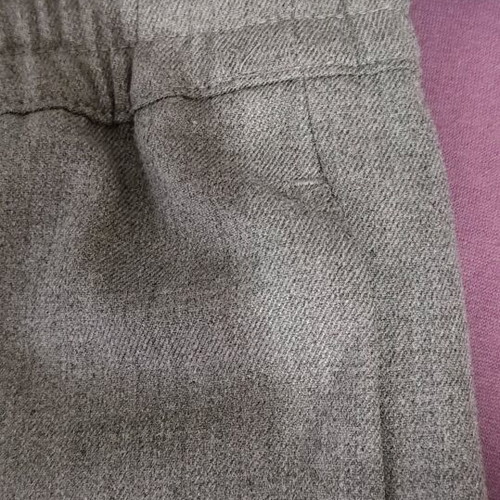 H&M Divided gray pants like new, woven fabric, size M