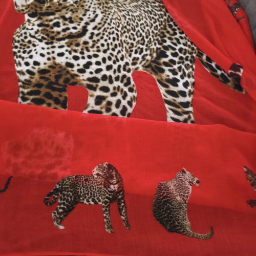 Red pareo with leopard print like new