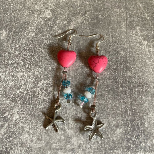 Dangling earrings used with pink hearts and summer elements
