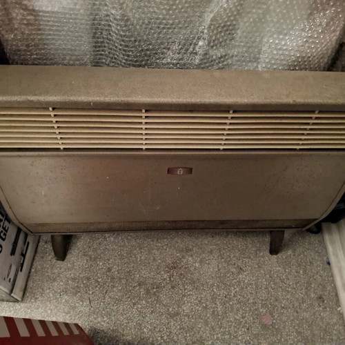 Vintage heater with resistors used