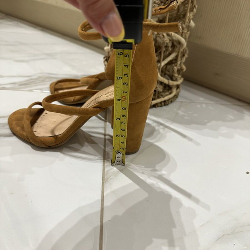 Sante tan sandals size 37 used