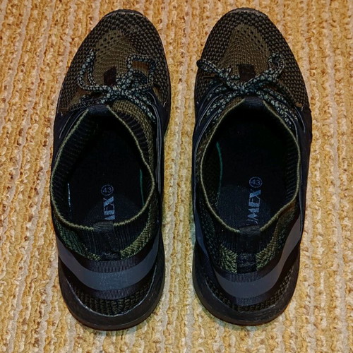 Elastic shoes like new, size 42.5