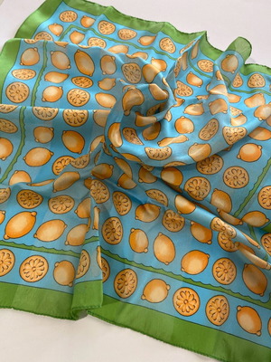 Scarf new with fruit pattern 50x50