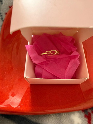 Gold ring new with hearts for Valentine's gift