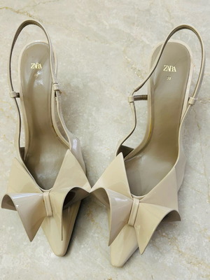 Zara γόβες μπεζ σαν καινούργιες, μέγεθος 38, τακούνι 8 εκ.