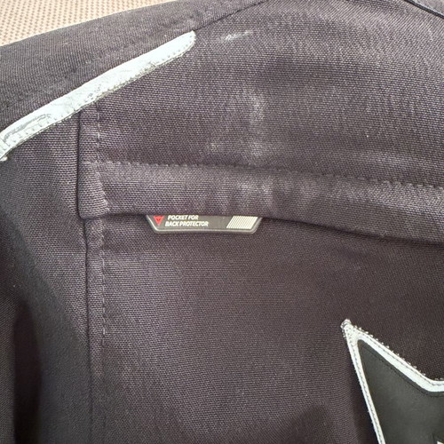 Dainese men's motorcycle jacket Gore-Tex size 48 like new