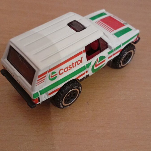 Hot Wheels Range Rover Classic like new
