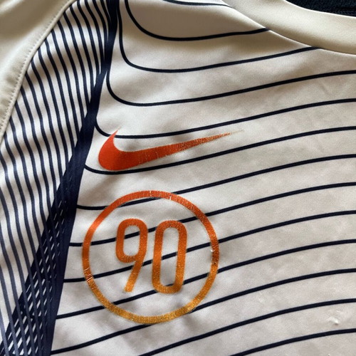 Nike sleeveless training shirt like new, size M, white-blue