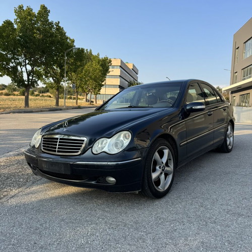 Mercedes C200 Kompressor 1800cc elegance sedan
