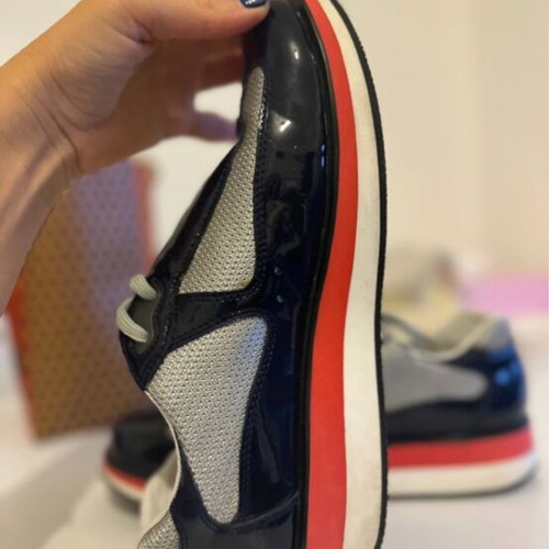 Prada sneakers blue like new, size 38