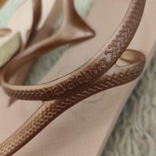 Havaianas sandals new, size 39-40, pink gold