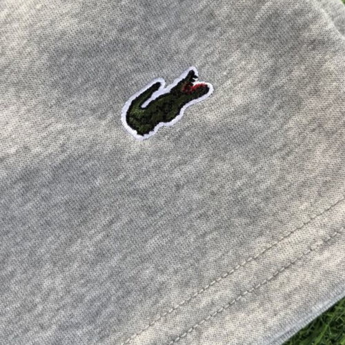 Lacoste shorts in excellent condition, size L
