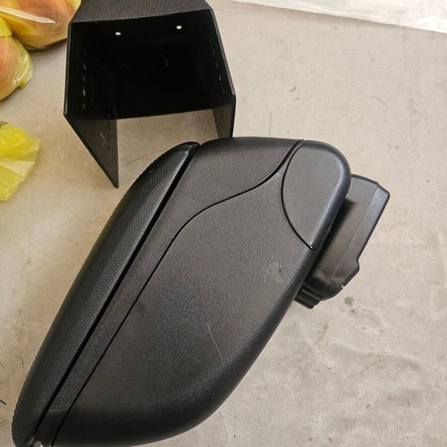 Car armrest used, very good condition