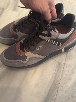 Pepe Jeans sneakers size 45 like new, black and grey
