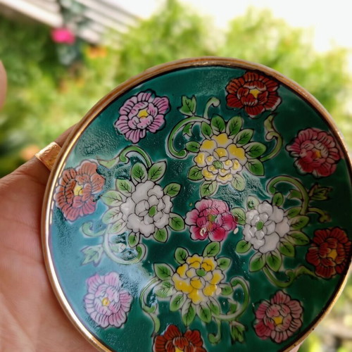 Vintage porcelain Asian trinket dish with floral motif, like new