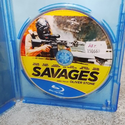 Savages Blu-Ray like new with Greek subtitles