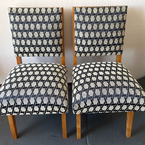Vintage 1960 set of 2 wooden chairs like new