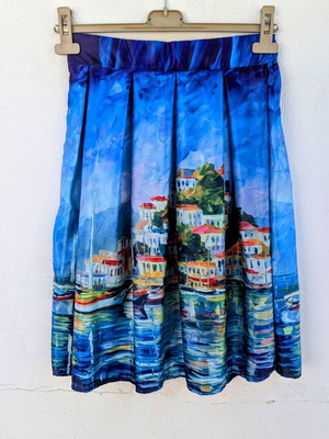 Midi skirt like new with Greek island digital print, satin fabric