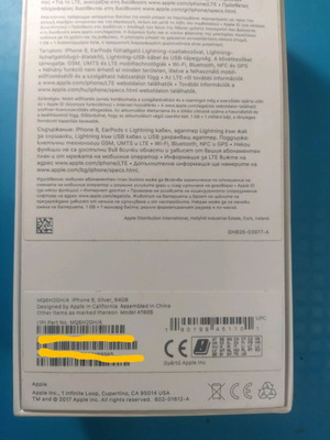 iPhone 8 silver 64GB box only with documents