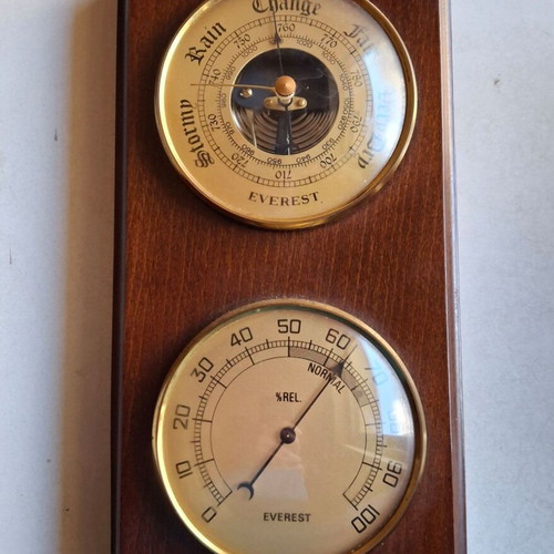 Βαρόμετρο και υγρόμετρο Everest vintage, σαν καινούργιο