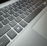 Dell Inspiron λάπτοπ 13 ιντσών σαν καινούργιο, Intel Core i5, 16GB RAM, 1TB SSD