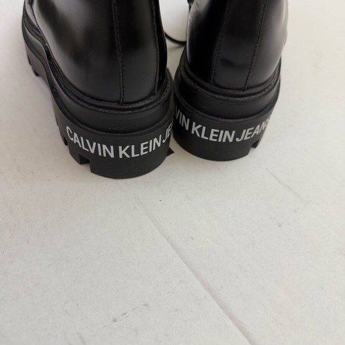 Calvin Klein Jeans boots No39 like new, black