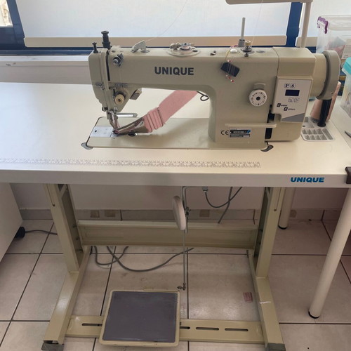 Unique Monoveloni Double Transport Sewing Machine like new